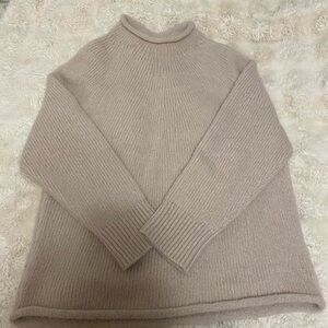 Bare knitwear rollover neck sweater